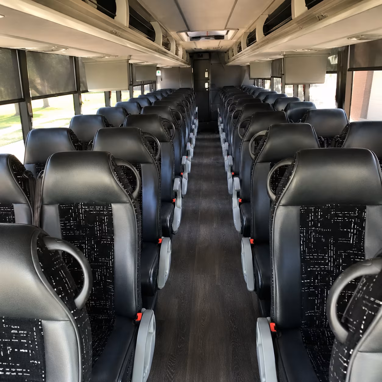 norfolk international airport orf charter bus pickups drop offs for portsmouth groups
